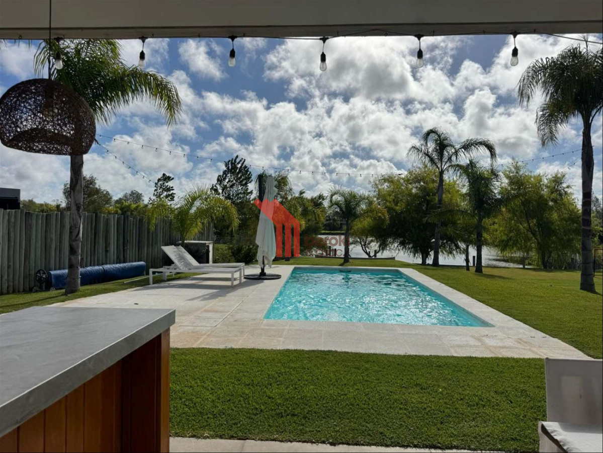 Casa ID.193 - Casa de 4 dormitorios sobre lago en Viñedos de la Tahona - 1.497 m² de terreno