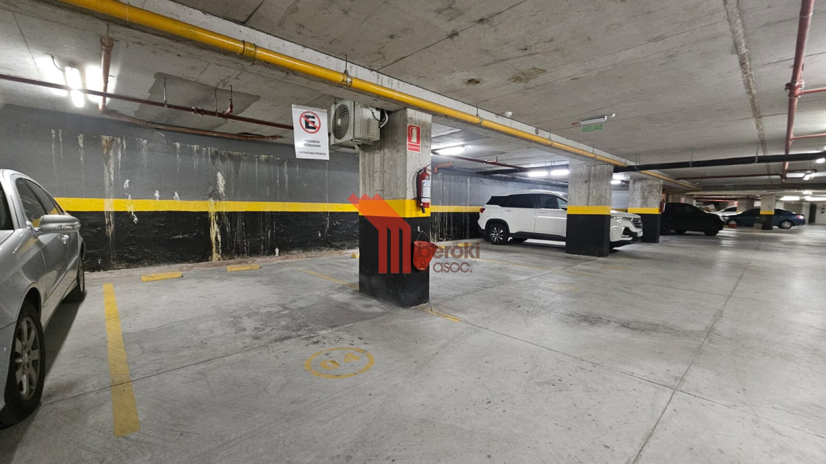 Cochera ID.180 - Alquiler cochera en edificio Opta Punta Carretas