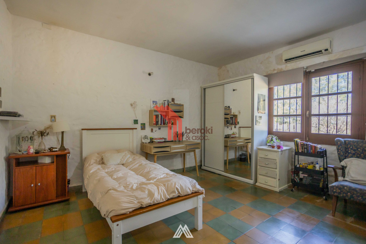 Chacra ID.98 - Venta Chacra Montevideo 3 Dormitorios y Piscina