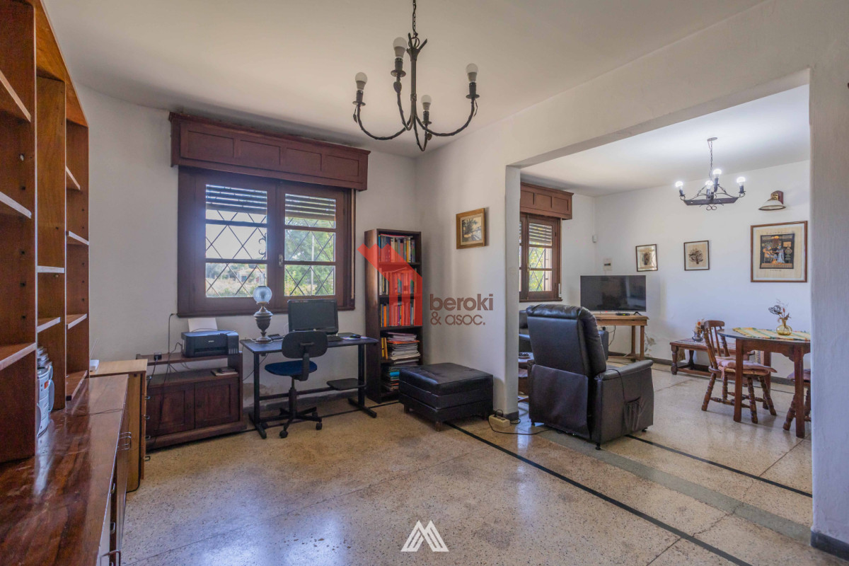 Chacra ID.98 - Venta Chacra Montevideo 3 Dormitorios y Piscina