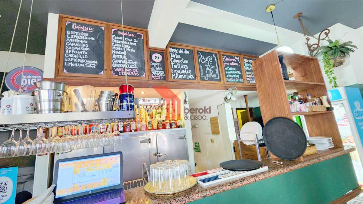 Local Comercial ID.101 - Venta Amplio Local Comercial en Palermo