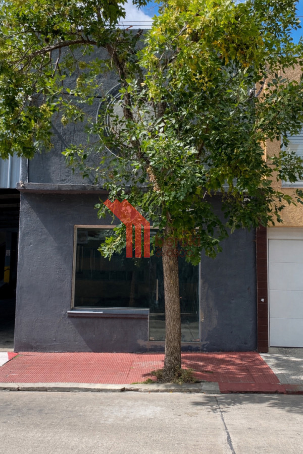 Local Comercial ID.133 - Alquiler Local Comercial. Centro. San José De Mayo.