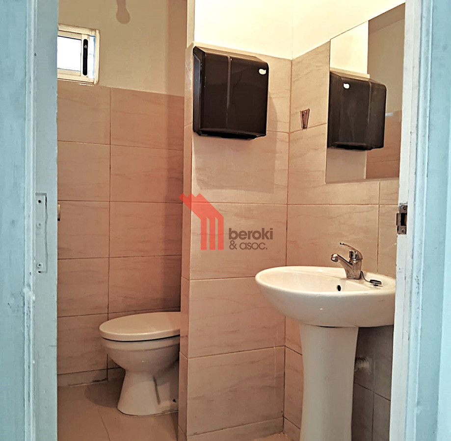 Local Comercial ID.29 - Alquiler Local comercial en Punta Carretas con patio