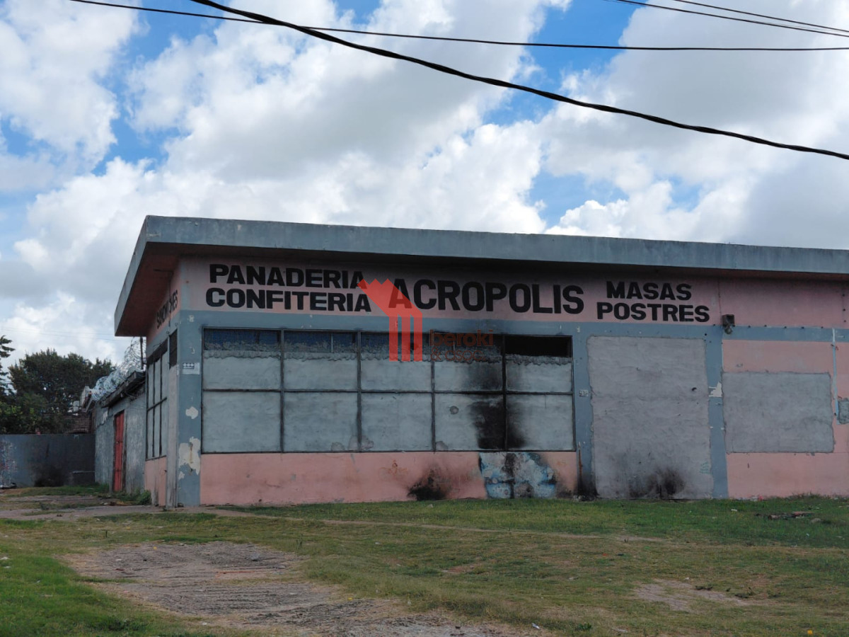 Local Comercial ID.184 - Venta local esquina Jardines del Hipodromo