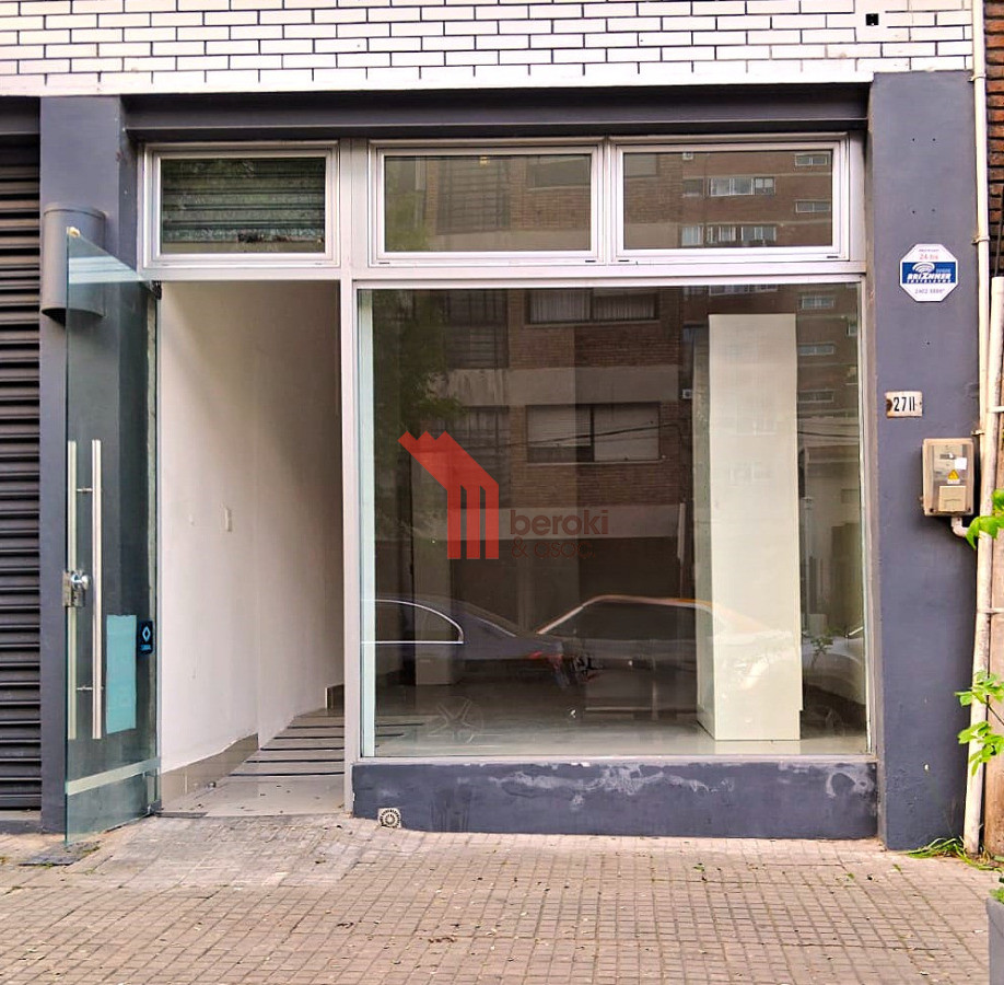 Local Comercial ID.29 - Alquiler Local comercial en Punta Carretas con patio