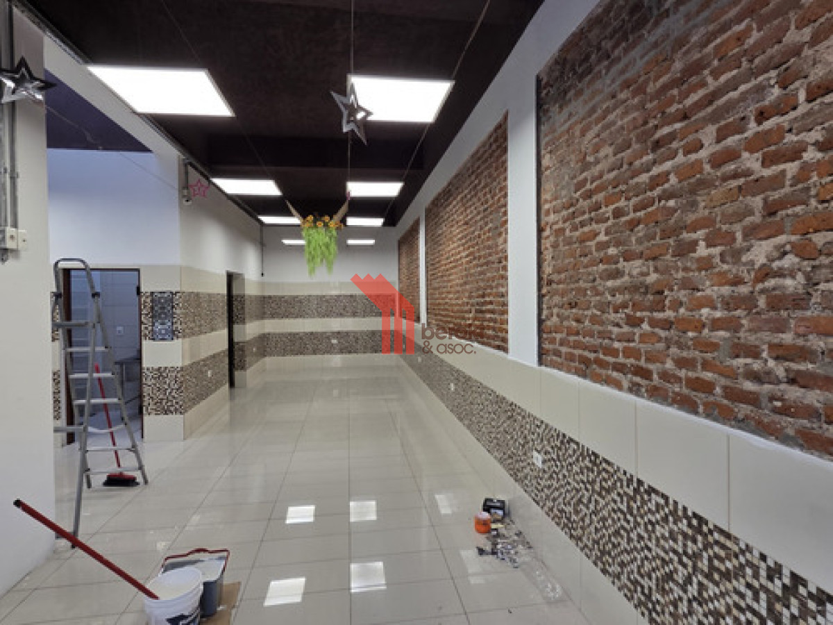 Local Comercial ID.18 - Venta Local Comercial Tres Cruces