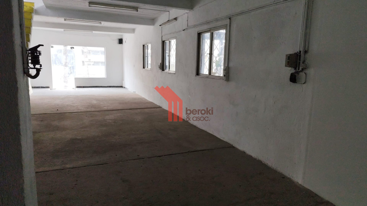 Local Comercial ID.133 - Alquiler Local Comercial. Centro. San José De Mayo.