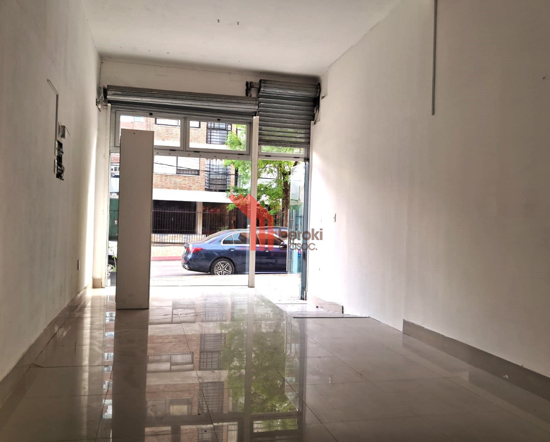 Local Comercial ID.29 - Alquiler Local comercial en Punta Carretas con patio