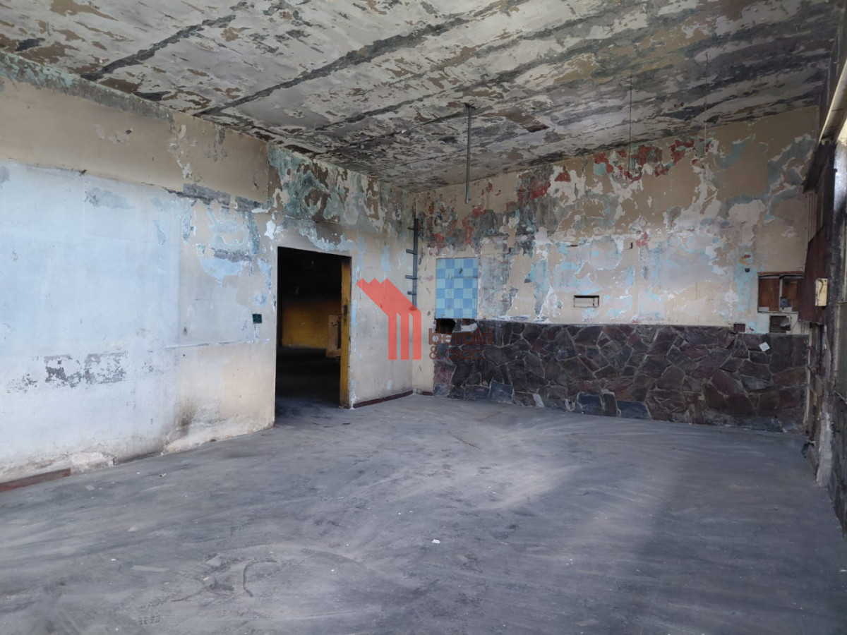 Local Comercial ID.184 - Venta local esquina Jardines del Hipodromo