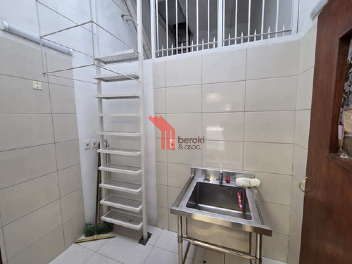 Local Comercial ID.18 - Venta Local Comercial Tres Cruces