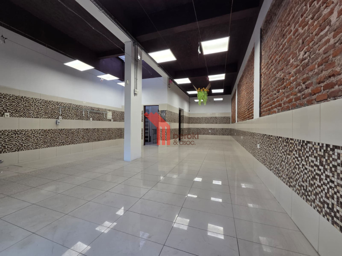 Local Comercial ID.18 - Venta Local Comercial Tres Cruces