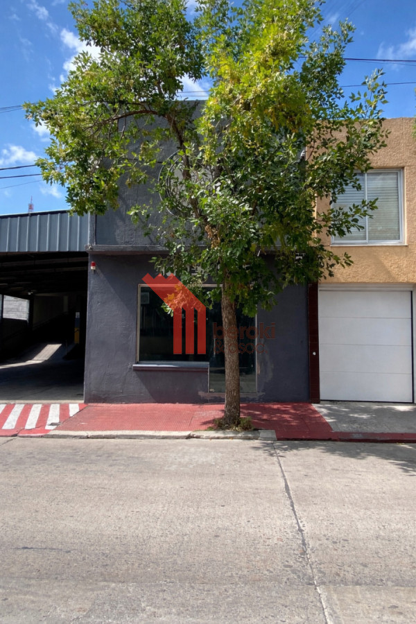 Local Comercial ID.133 - Alquiler Local Comercial. Centro. San José De Mayo.