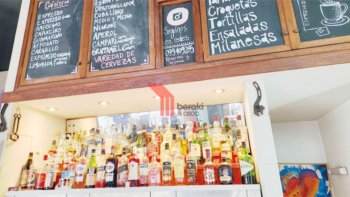 Local Comercial ID.101 - Venta Amplio Local Comercial en Palermo