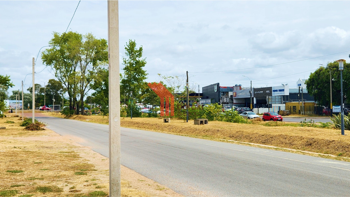 Local Comercial ID.131 - Local Nave Comercial Gran Terreno Padrón Único Lagomar