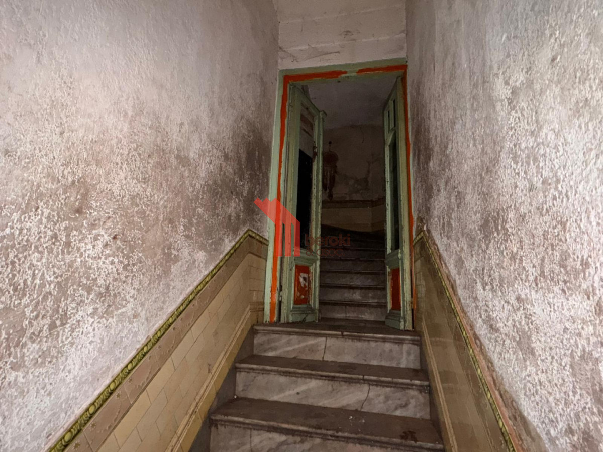 Local Comercial ID.228 - Venta Local con sótano y casa de altos, Cordón Sur