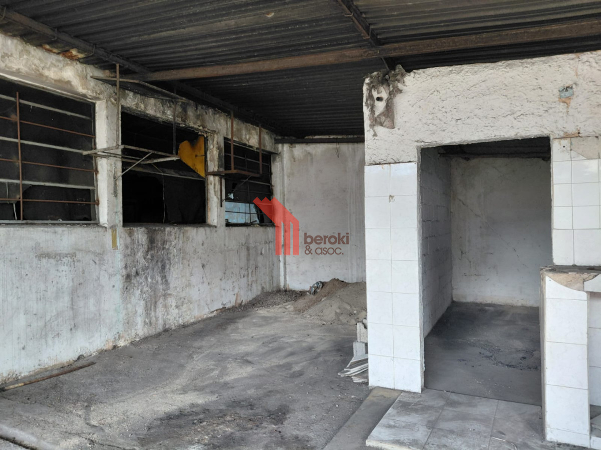 Local Comercial ID.184 - Venta local esquina Jardines del Hipodromo