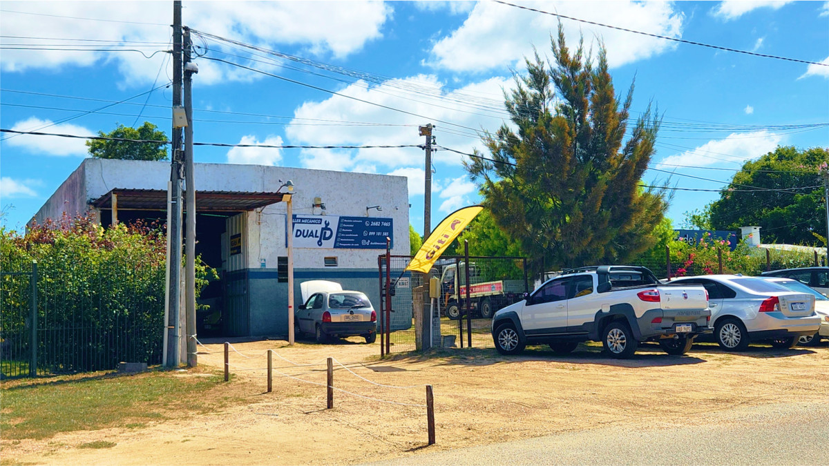 Local Nave Comercial Gran Terreno Padrón Único Lagomar