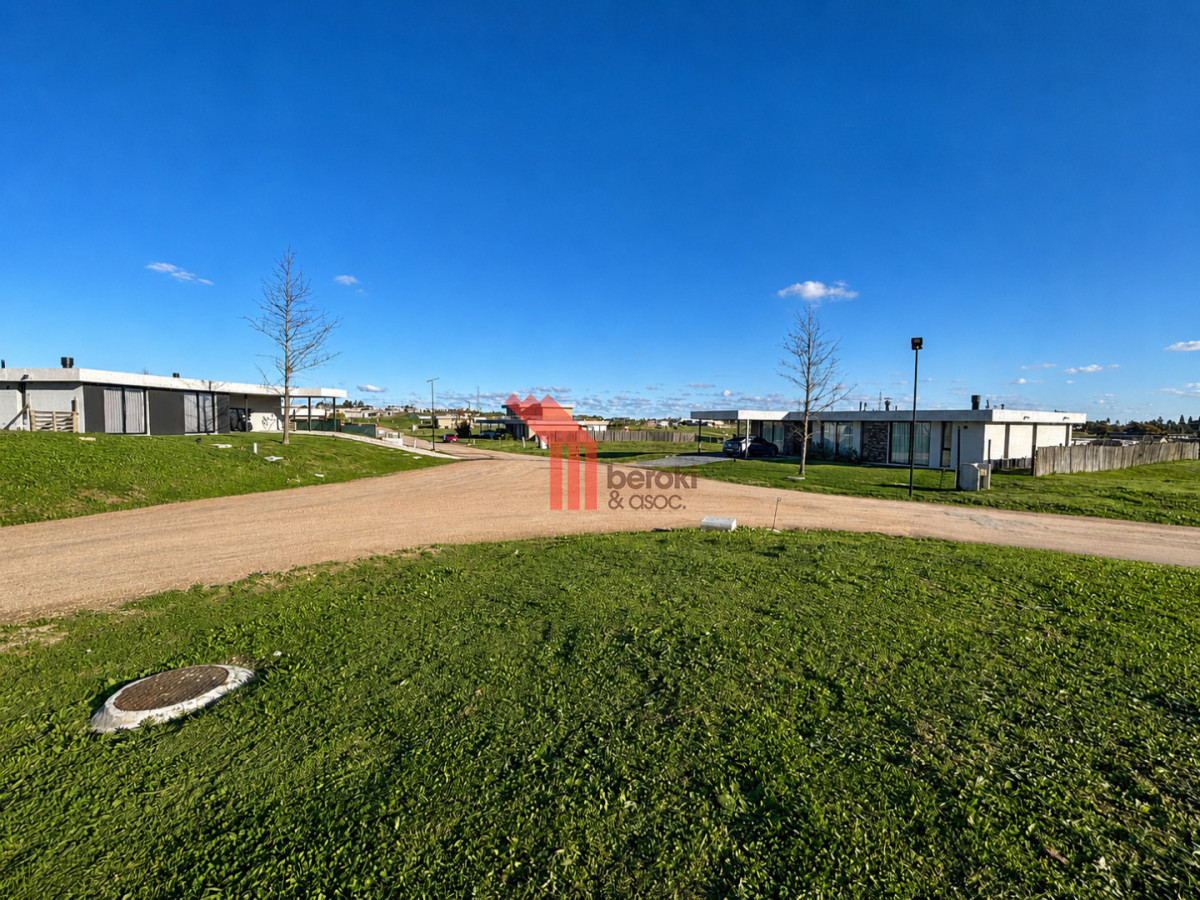 Terreno ID.279 - Venta de terreno en barrio privado La Juana