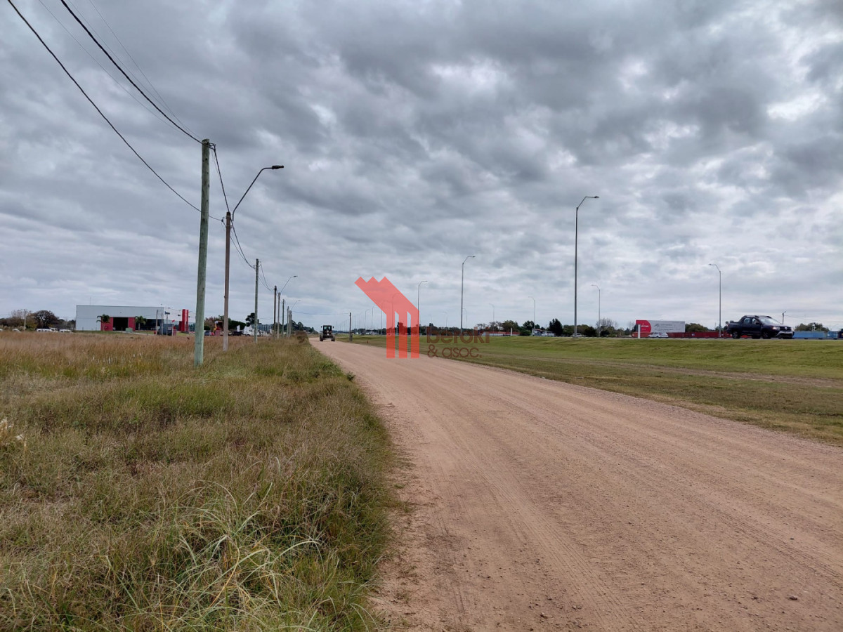 Terreno ID.227 - Venta terreno con visibilidad a la ruta 1, Ciudad del Plata