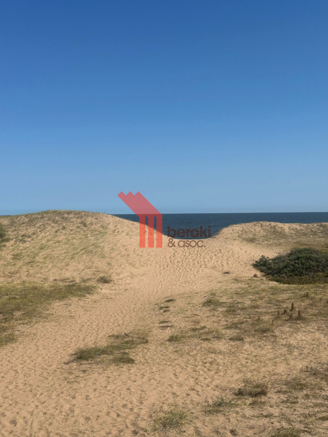 Terreno ID.141 - Venta Terreno Punta Rubia. 330m2