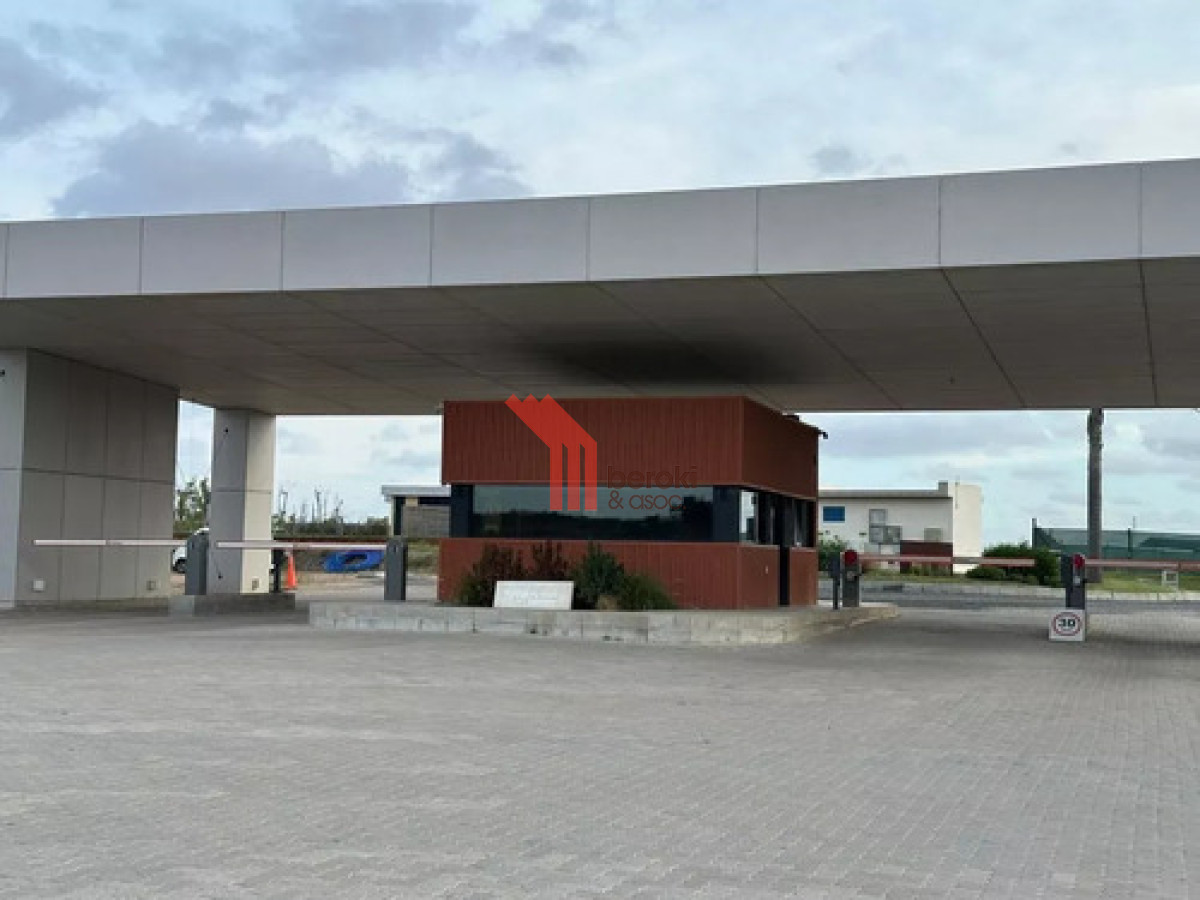 Terreno ID.10 - Venta Terreno Barrio Privado La Juana Frente Al Lago