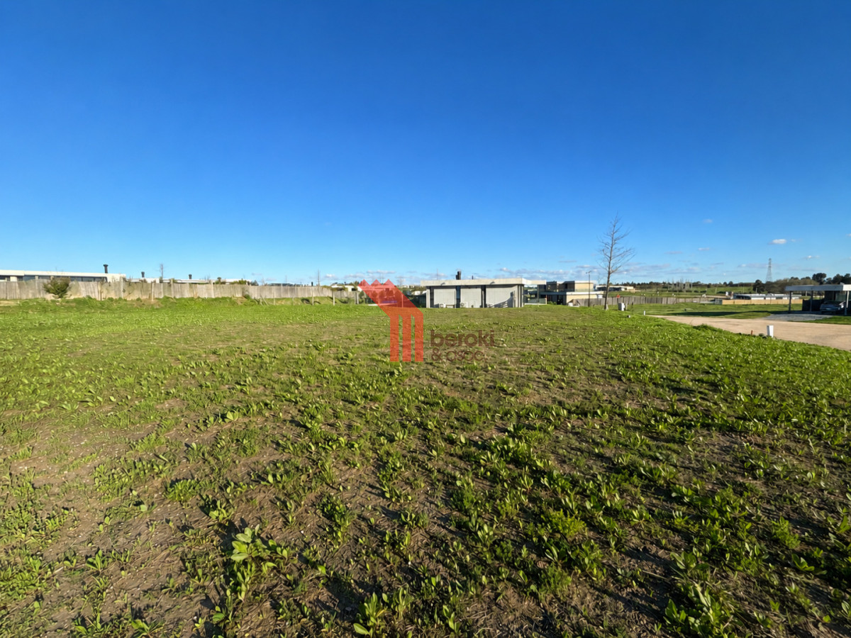 Terreno ID.278 - Venta de terreno barrio privado La Juana