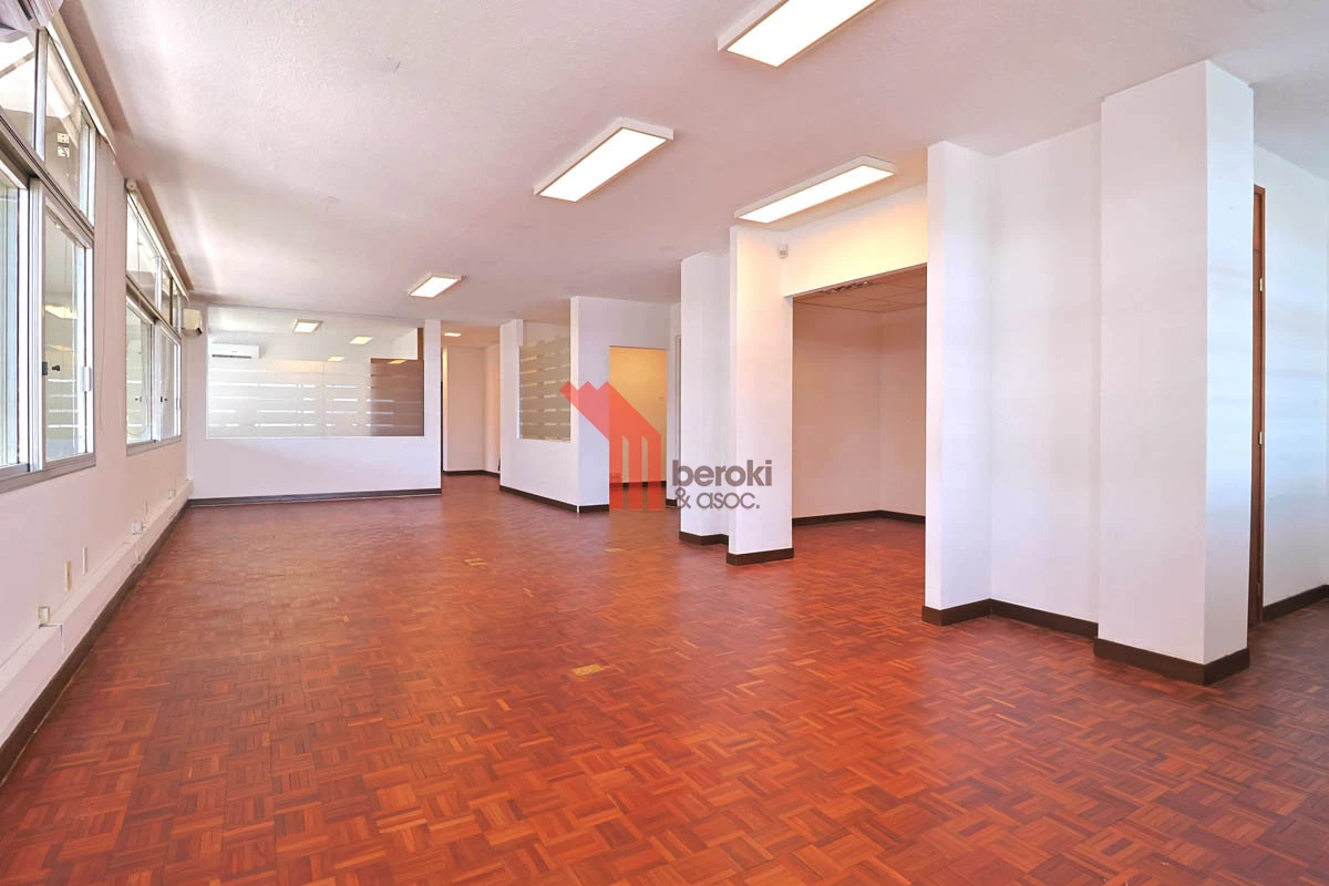 Oficina ID.179 - Alquiler gran oficina en Ciudad Vieja