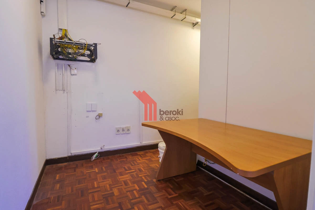 Oficina ID.179 - Alquiler gran oficina en Ciudad Vieja