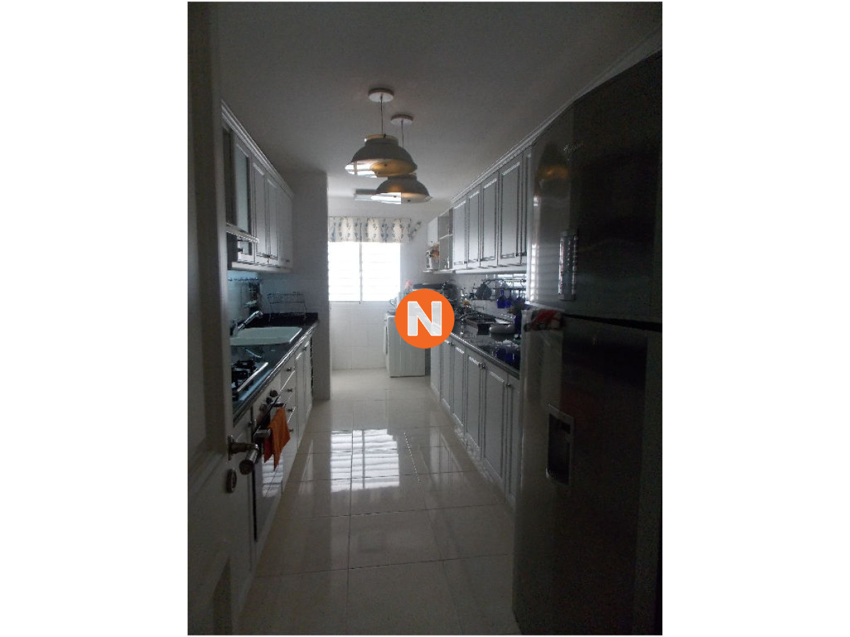 Apartamento Ref.218282 - Hermoso Apartamento De Primer Nivel - Mansa 