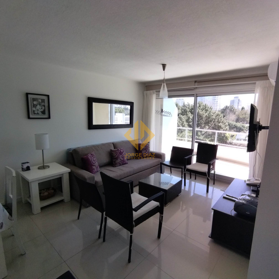 Tres dormitorios a escasos metros de la Playa Brava.  - JDP3397A