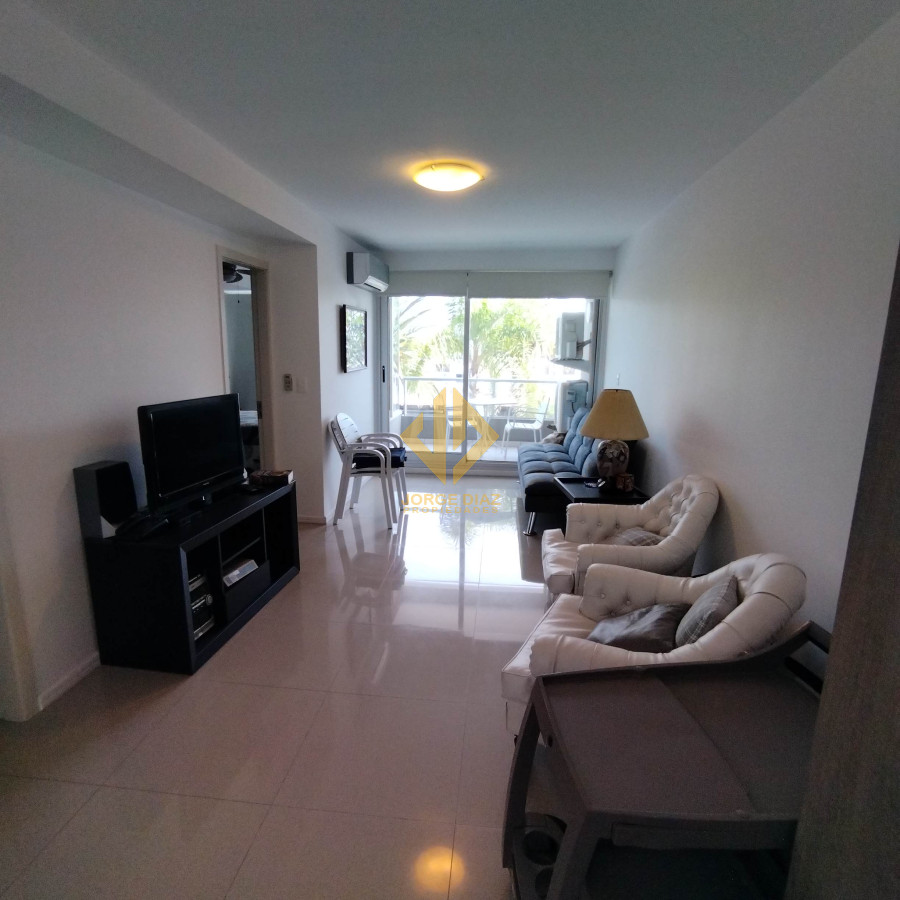 Apartamento en Altos de Puertos, cerca del centro y del área gastronómica - JDP461A