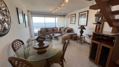 Primera línea sobre Océano Atlántico en unidad duplex 