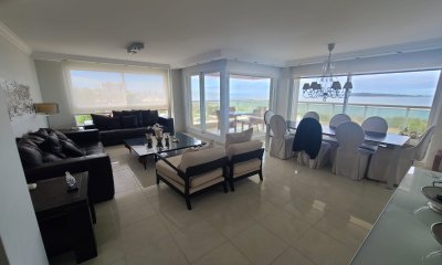 Una de las más destacadas torres de la zona de Playa Mansa