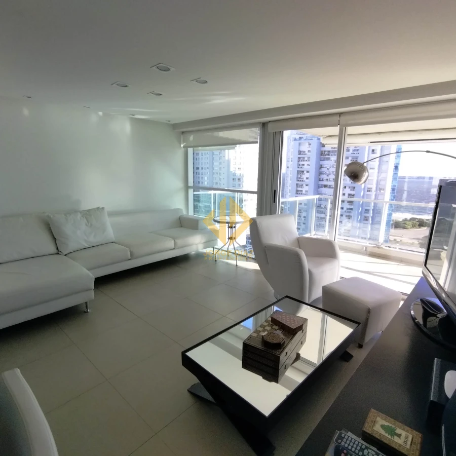 Edificio de categoria, con una de las mejores vistas panorámicas - JDP3032A