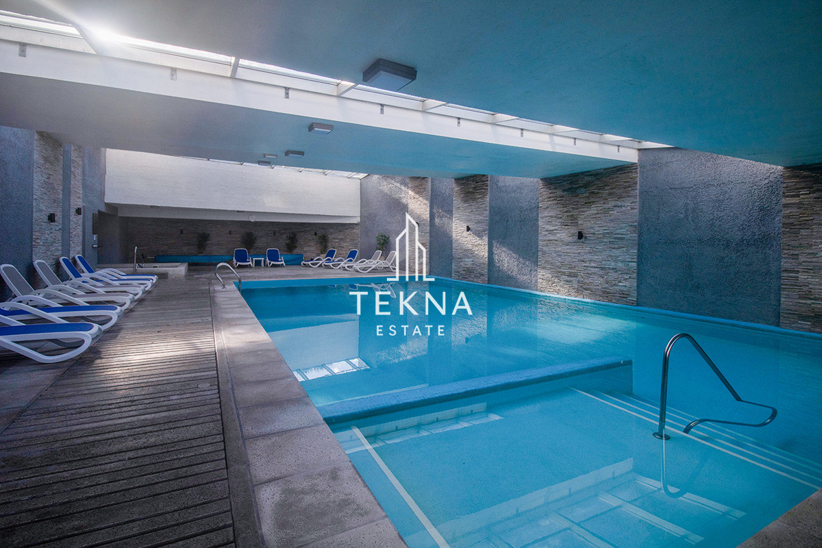 Apartamento ID.9433 - Venta de Apartamento de 2 dormitorios y medio, todos en suite, 3 balcones y parrillero propio, con vista al mar