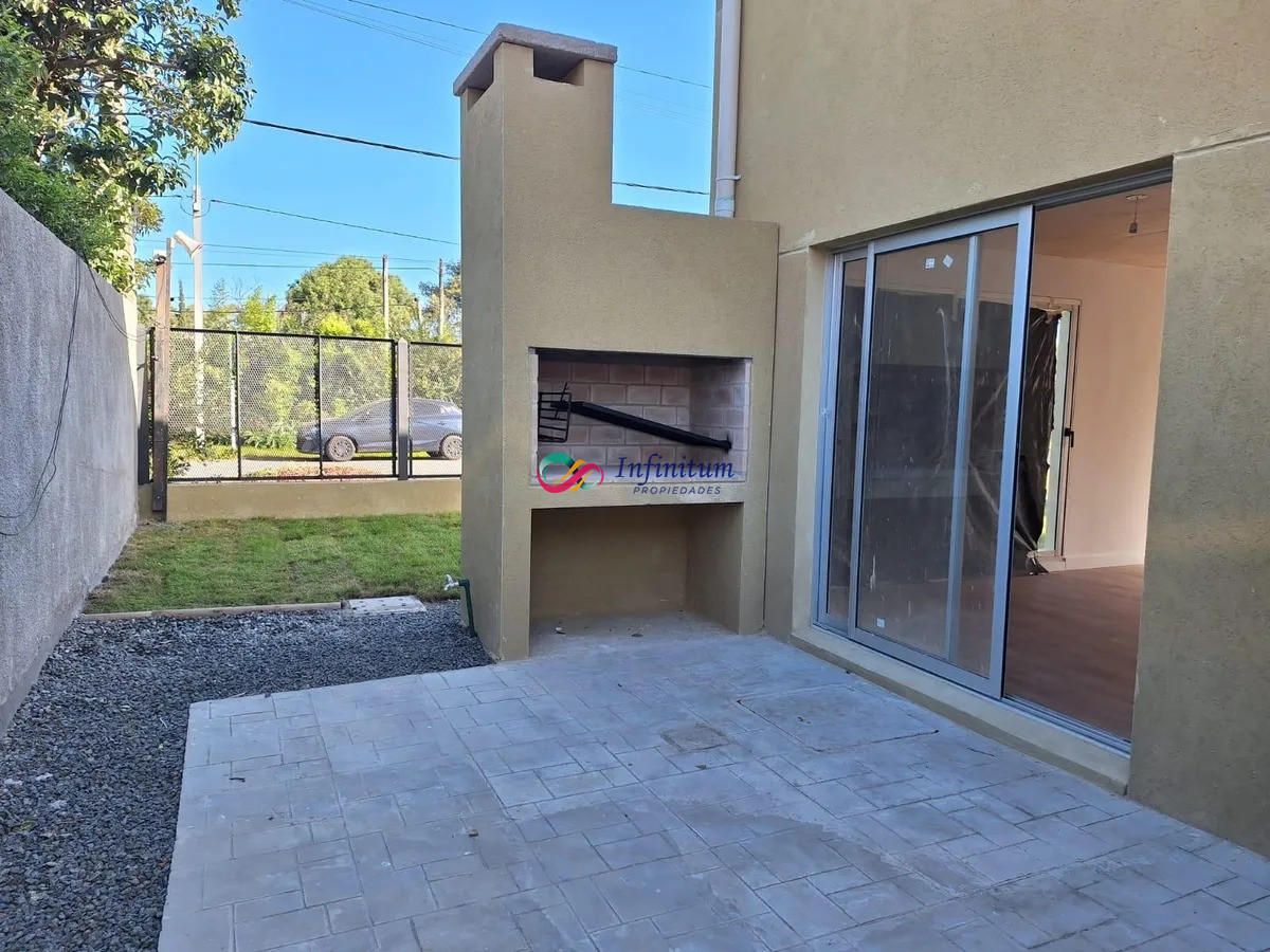 Casa ID.1 - Casa PH.  2 dormitorios , en Barrio Cerrado de 4 casas 