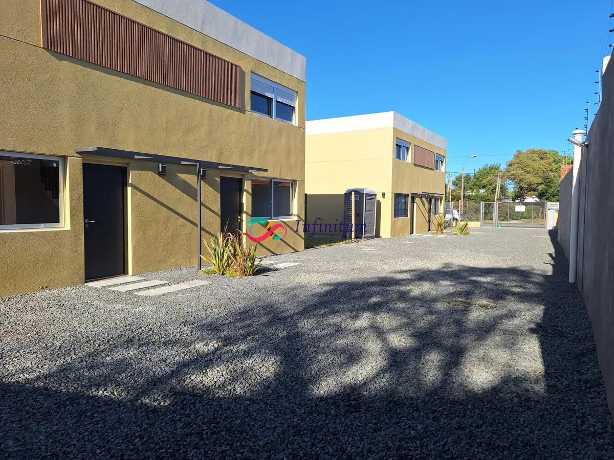 Casa ID.1 - Casa PH.  2 dormitorios , en Barrio Cerrado de 4 casas 