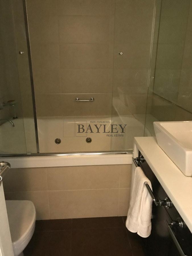 Apartamento ID.26 - Increible apartamento en la Peninsula, Punta del este. En la torre Imperiale 2