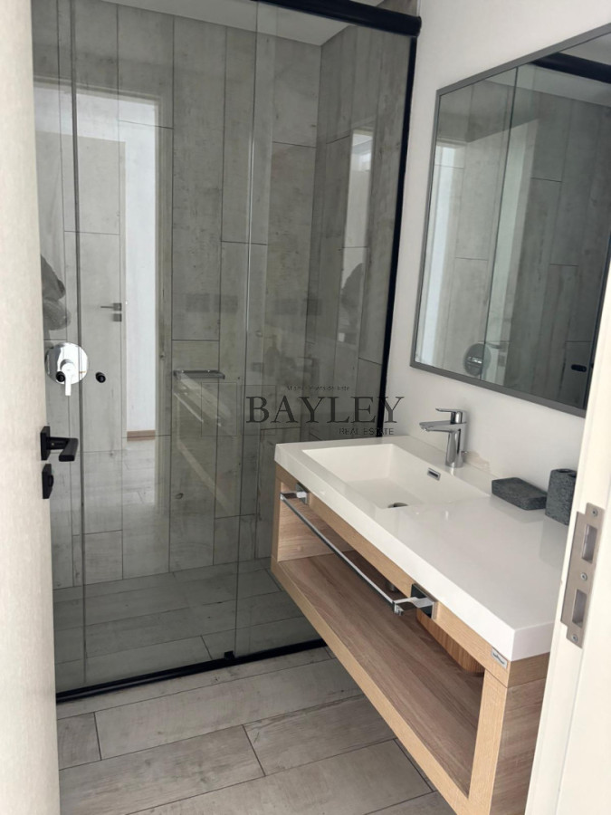 Apartamento ID.12 - Excelente apartamento en el edificio Surfside