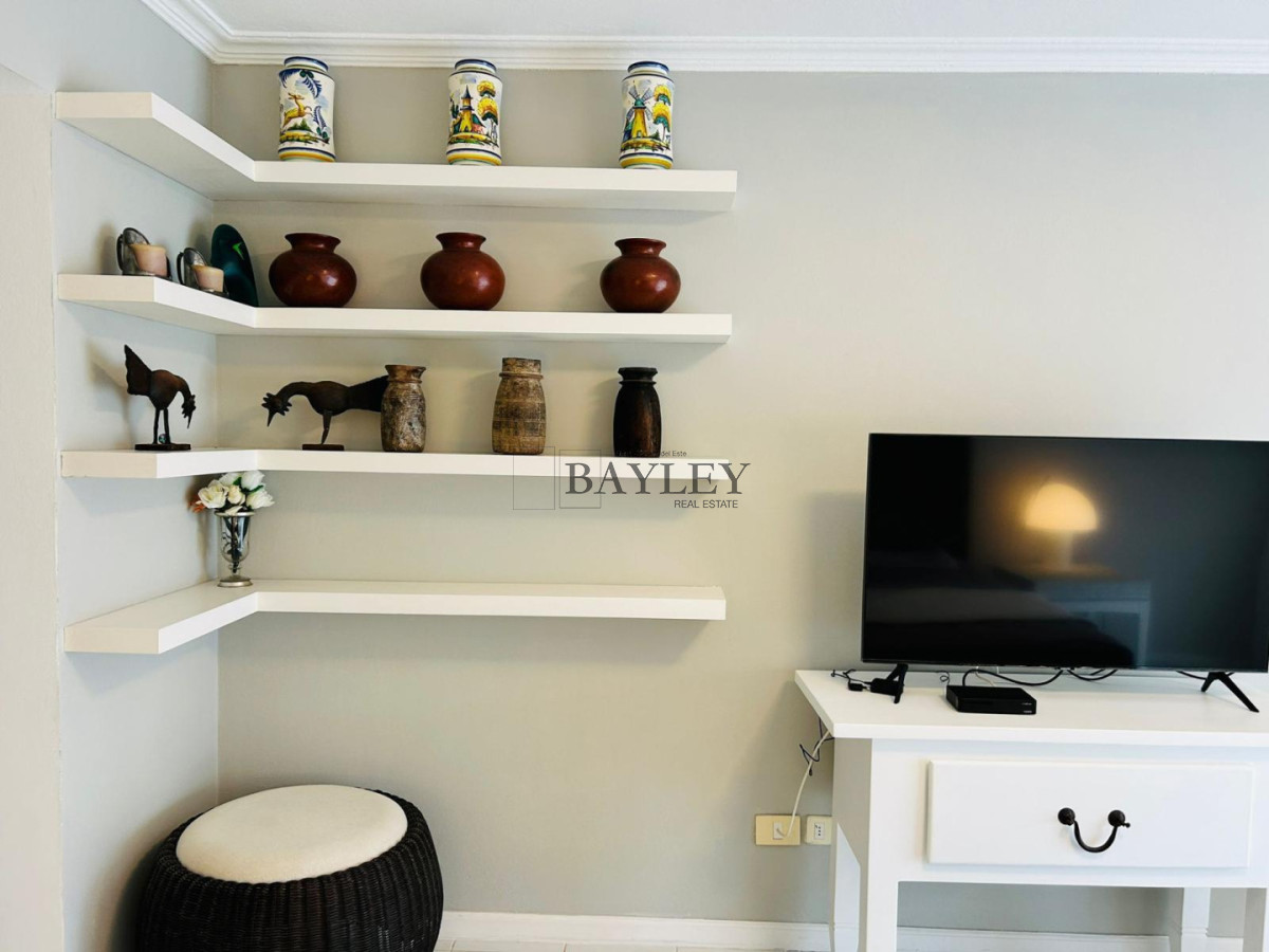 Apartamento ID.2 - APARTAMENTO FRENTE AL PUERTO DE PUNTA DEL ESTE, EDIFICIO NEW PORT UNIDAD 102