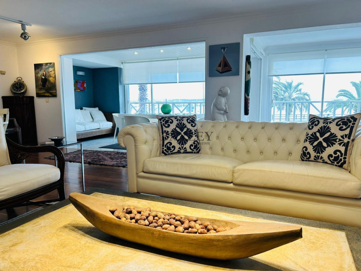 Apartamento ID.2 - APARTAMENTO FRENTE AL PUERTO DE PUNTA DEL ESTE, EDIFICIO NEW PORT UNIDAD 102