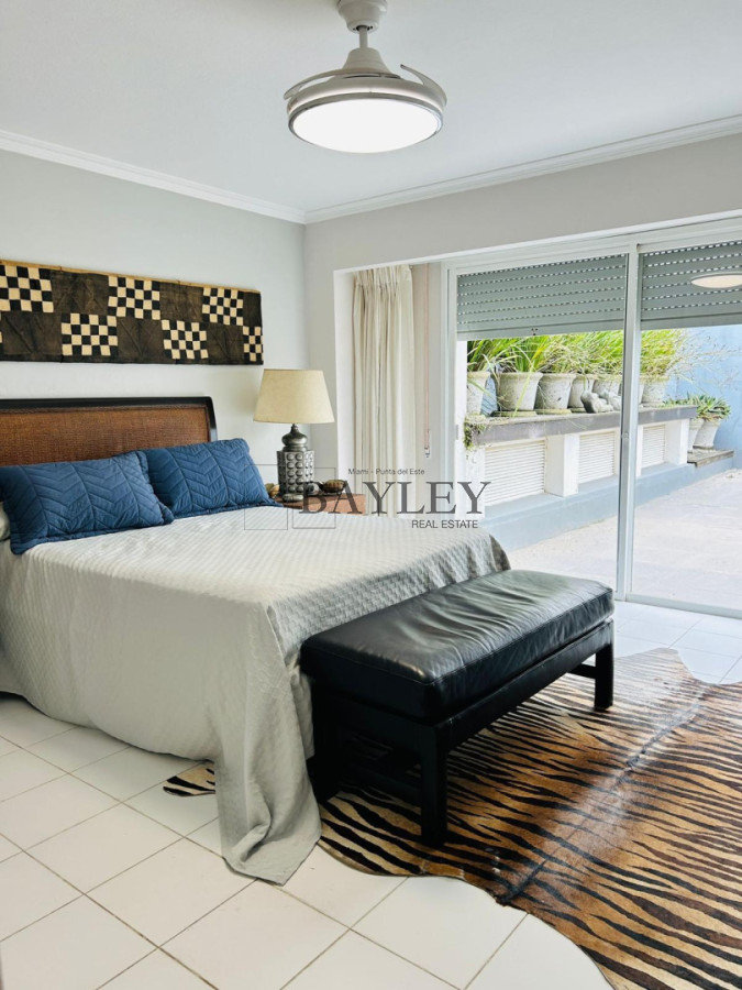 Apartamento ID.2 - APARTAMENTO FRENTE AL PUERTO DE PUNTA DEL ESTE, EDIFICIO NEW PORT UNIDAD 102