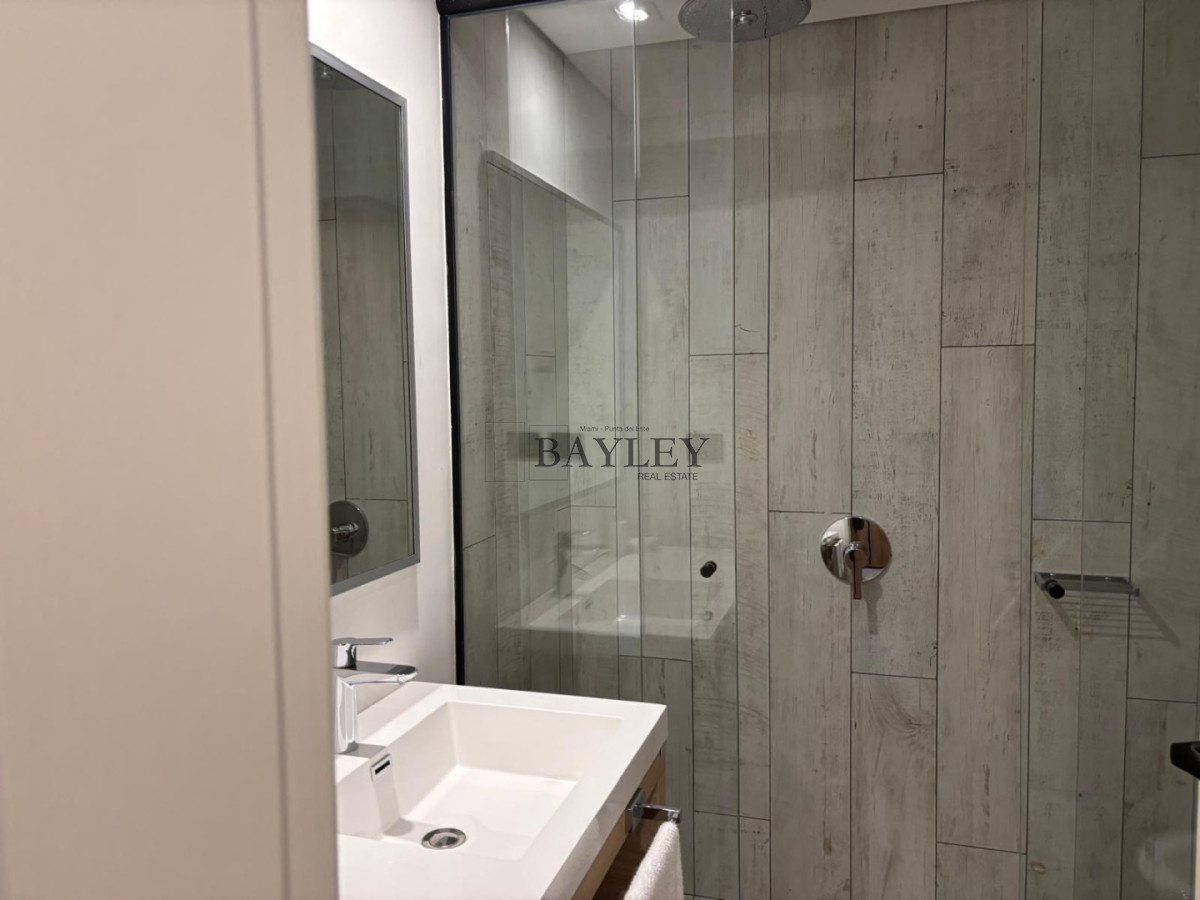 Apartamento ID.15 - Excelente aparatamento ubicado en Surfside 