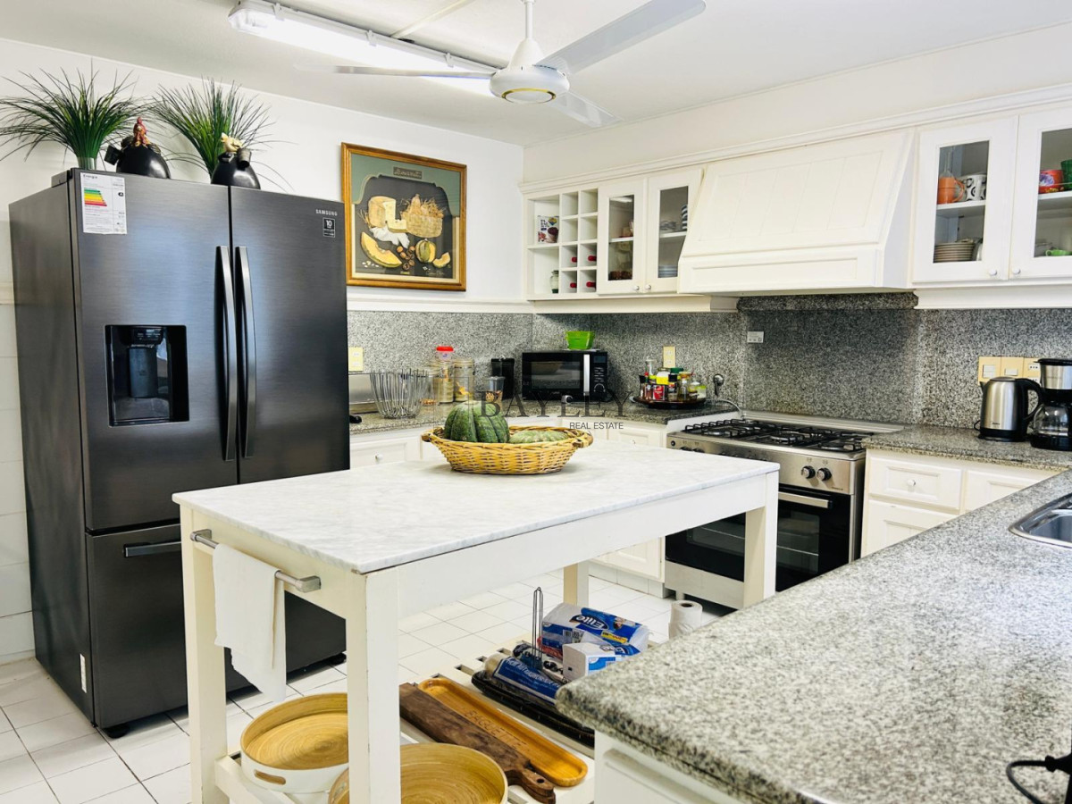 Apartamento ID.2 - APARTAMENTO FRENTE AL PUERTO DE PUNTA DEL ESTE, EDIFICIO NEW PORT UNIDAD 102