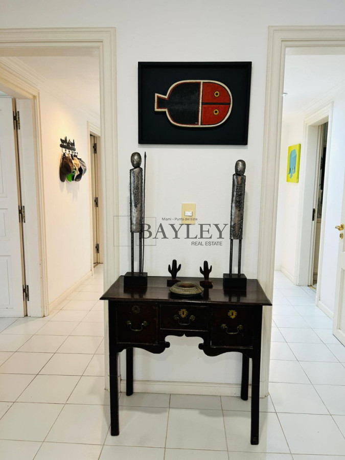 Apartamento ID.2 - APARTAMENTO FRENTE AL PUERTO DE PUNTA DEL ESTE, EDIFICIO NEW PORT UNIDAD 102