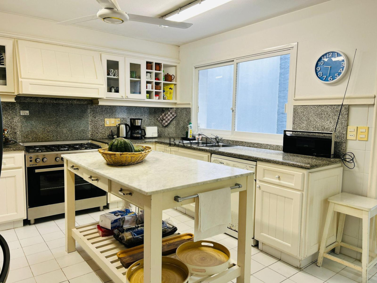 Apartamento ID.2 - APARTAMENTO FRENTE AL PUERTO DE PUNTA DEL ESTE, EDIFICIO NEW PORT UNIDAD 102