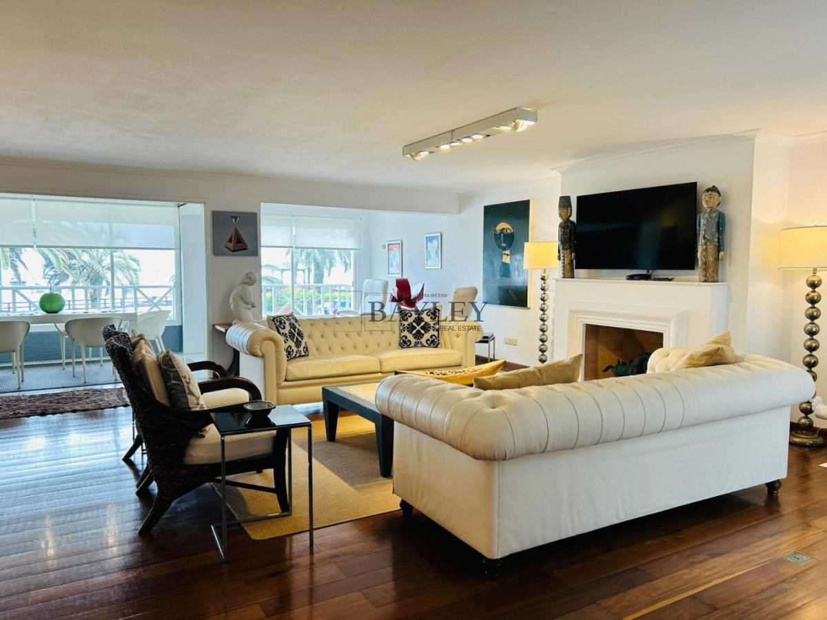 Apartamento ID.2 - APARTAMENTO FRENTE AL PUERTO DE PUNTA DEL ESTE, EDIFICIO NEW PORT UNIDAD 102