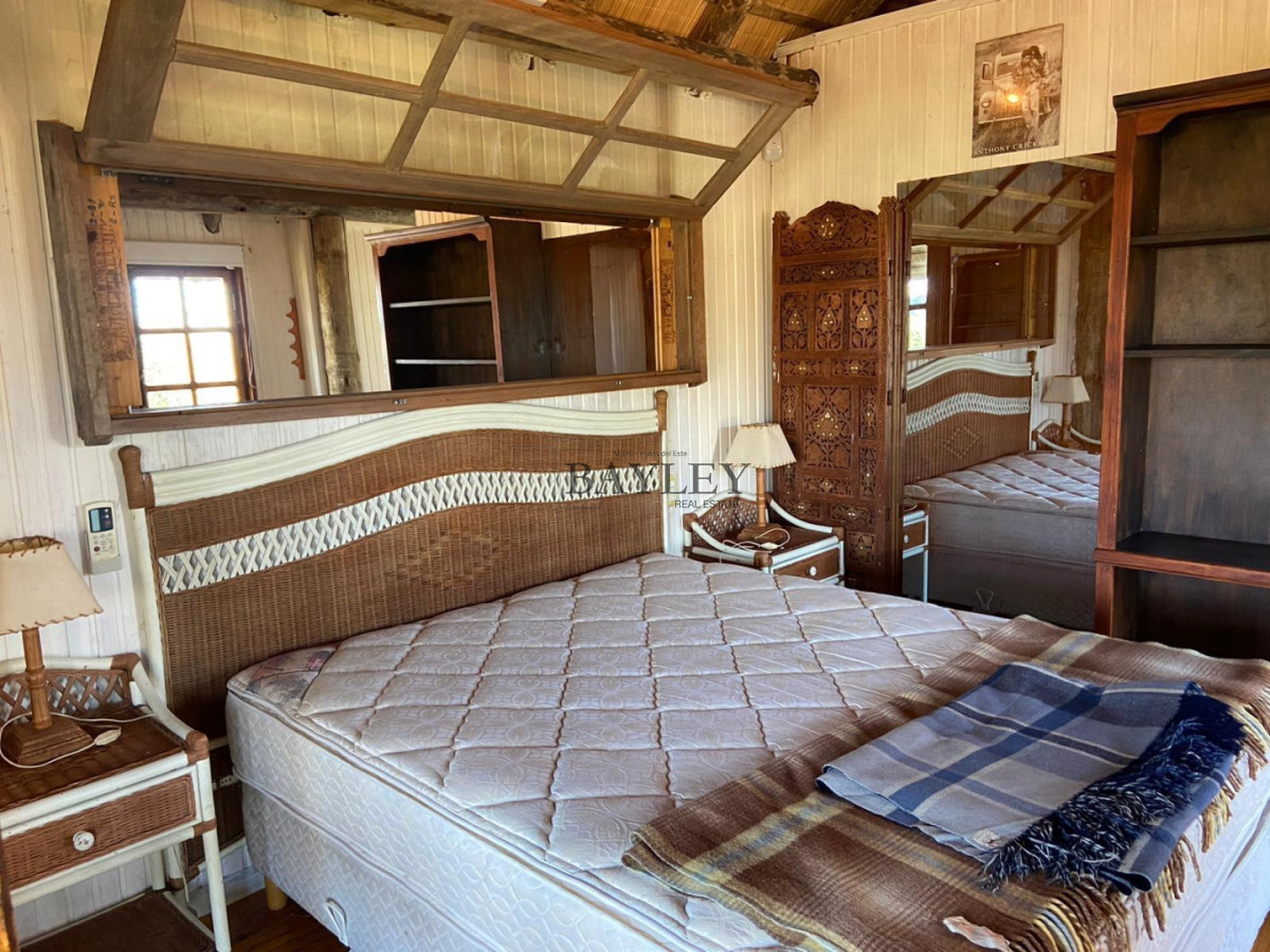 Casa ID.11 - Cabaña, EN MANATIALES, ALTOS DE PUNTA PIEDRA