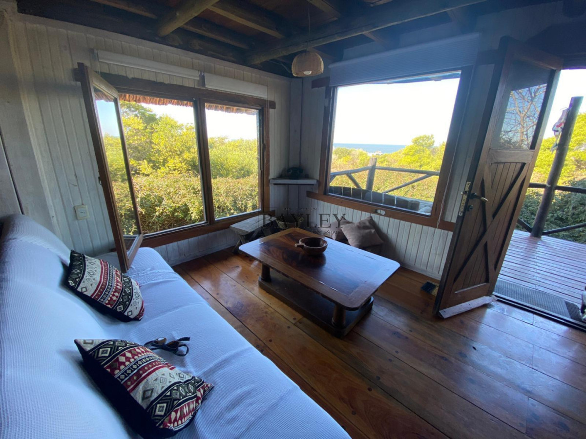 Casa ID.11 - Cabaña, EN MANATIALES, ALTOS DE PUNTA PIEDRA