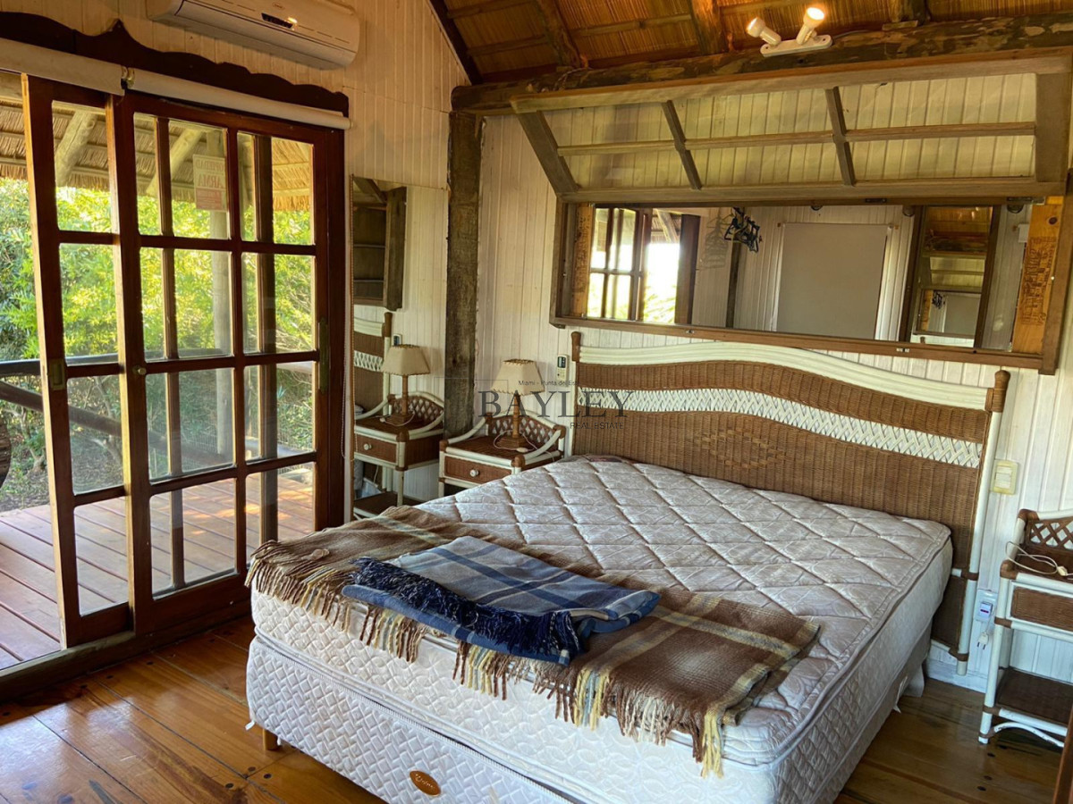 Casa ID.11 - Cabaña, EN MANATIALES, ALTOS DE PUNTA PIEDRA